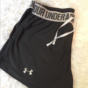 Underarmour gray booty shorts